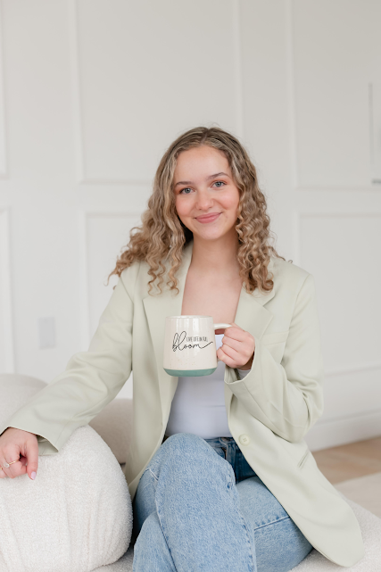 Woman portrait smiling